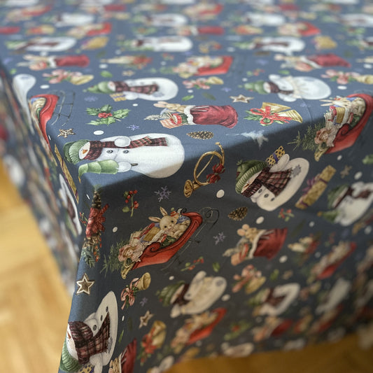 Novogodišnji Stolnjak S005